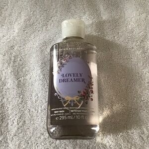 Bath & Body Works Lovely Dreamer body wash